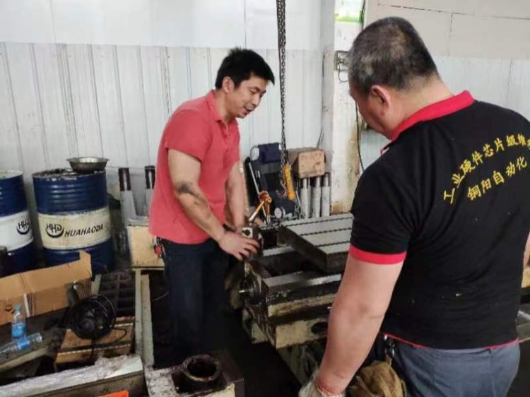 捷甬達(dá)CNC850立式加工中心維修